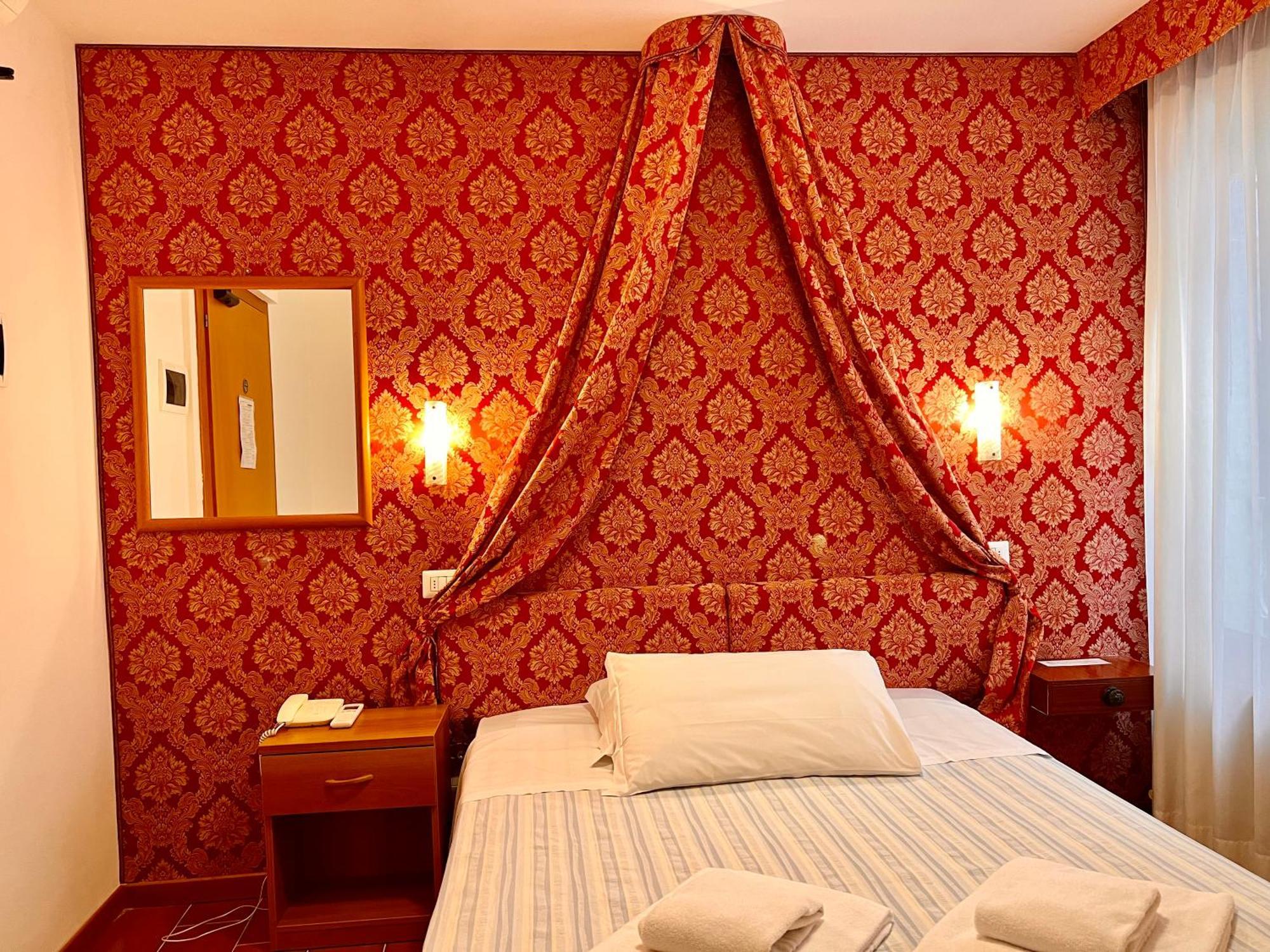 ホテル カナダ ヴェネツィア エクステリア 写真
